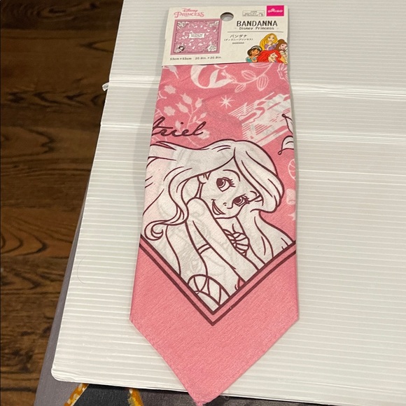 Disney Princess Pink Bandana - Picture 3 of 3